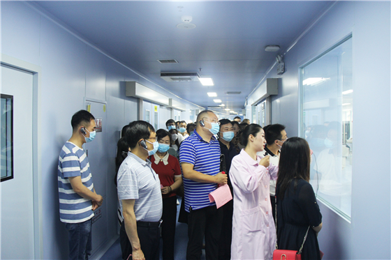 全市精神文明創(chuàng)建工作觀摩活動走進市中心血站